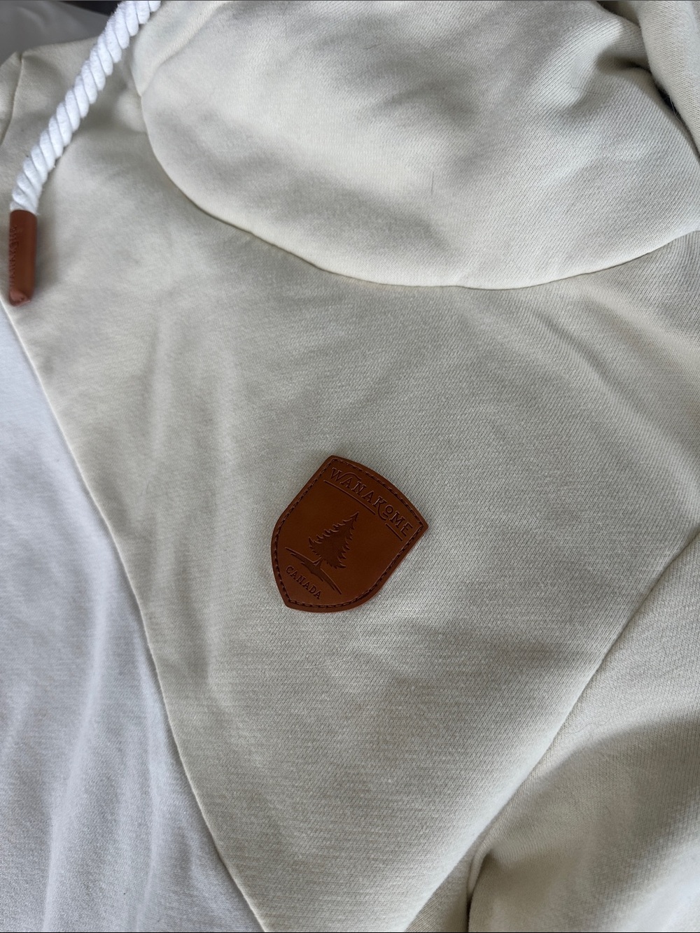Wanakome Colorblock Pullover Hoodie in Cream, White & Navy - Picture 5 of 6